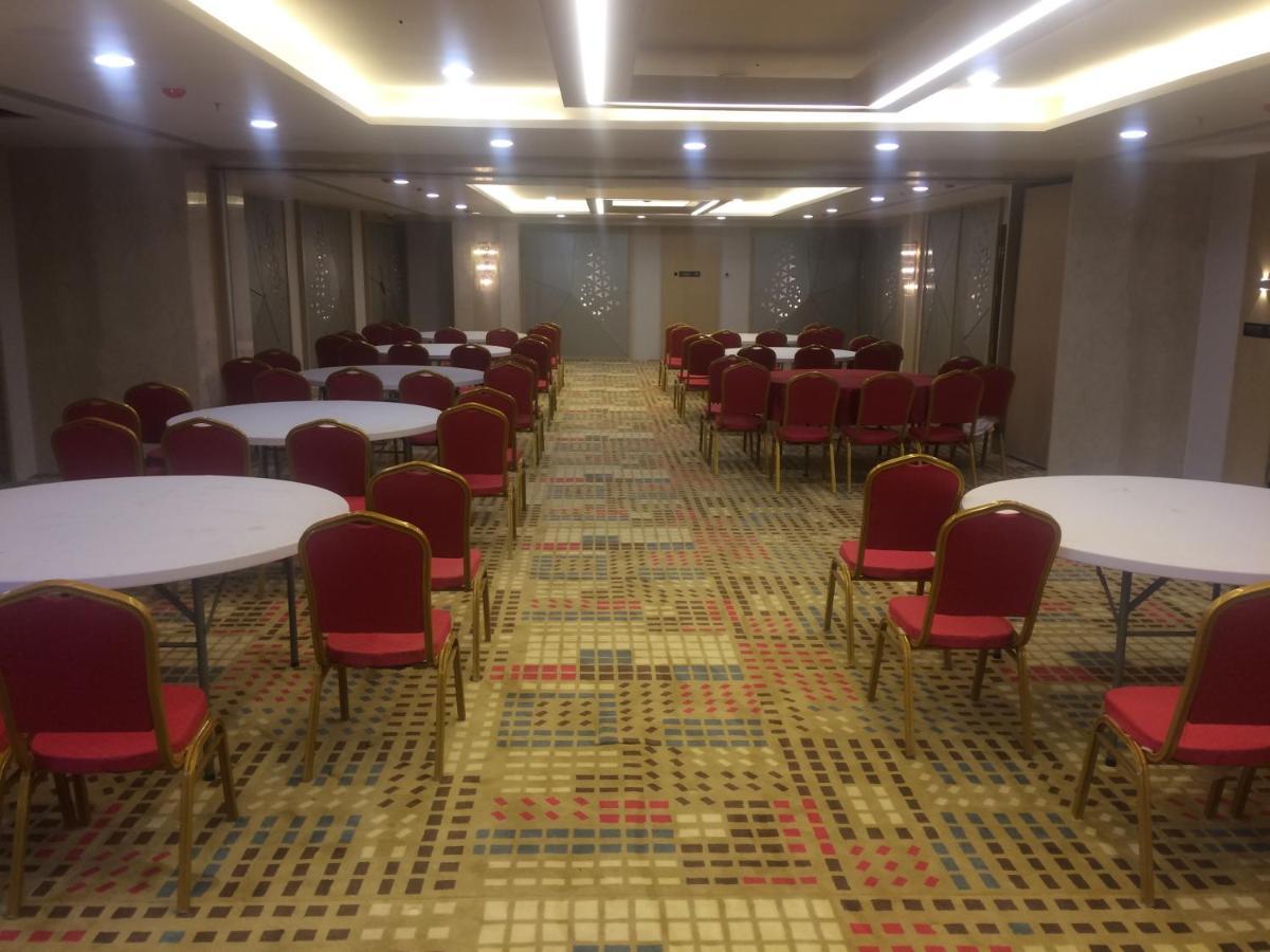 Regenta Central Rs Chennai Omr Sipcot Dış mekan fotoğraf